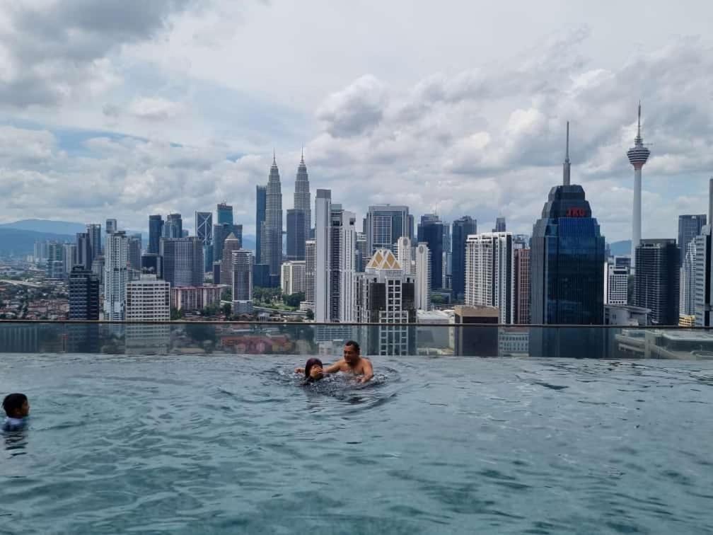 Regalia Kl Infinity Pool _ By Mygehomes Pangsapuri Kuala Lumpur
