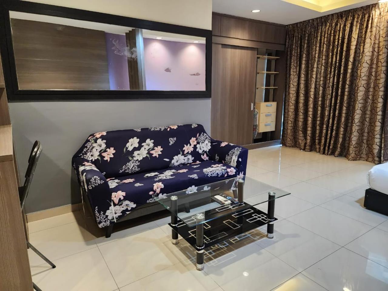 Regalia Kl Infinity Pool _ By Mygehomes Pangsapuri Kuala Lumpur